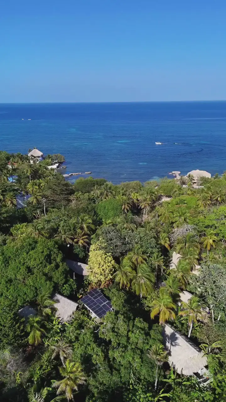 La isla y el mar